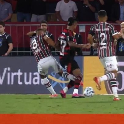 Lance polémico no Fluminense-Flamengo nem foi analisado pelo VAR
