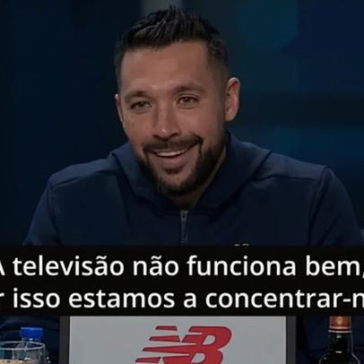 Luuk de Jong regressa, Froholdt fica de fora e Deniz Gül é destaque, diz Farioli