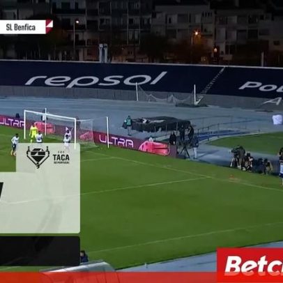 Richard Ríos estreia-se a marcar pelo Benfica com cabeceamento frente ao Atlético