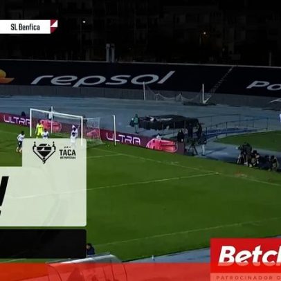 Richard Ríos estreia-se a marcar pelo Benfica com cabeçada frente ao Atlético