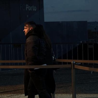 Sandra Madureira chega à AG do FC Porto e diz manter-se portista