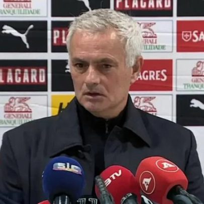 Mourinho rejeita comparar Ríos com Rui Costa