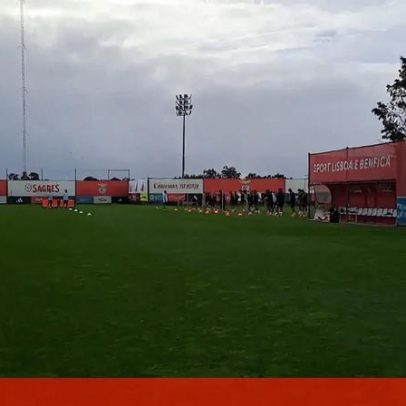 Benfica afina detalhes para jogo com Ajax, ausentes e chamada de Mourinho