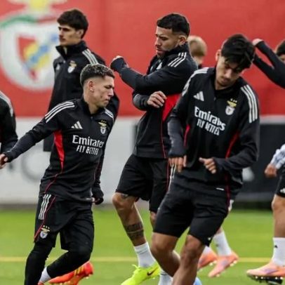 Onze provável do Benfica para o jogo com o Ajax
