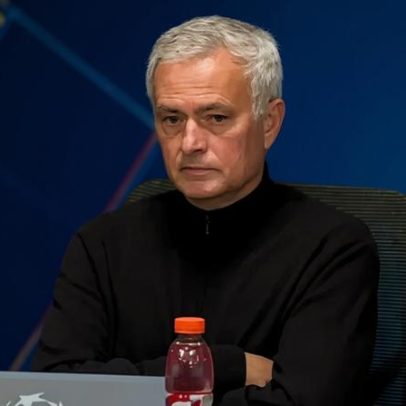 José Mourinho questiona repórter da CMTV sobre relação com o pai