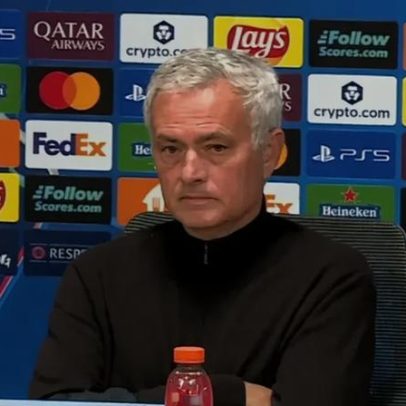 Mourinho questiona jornalista da CMTV sobre a relação com o pai