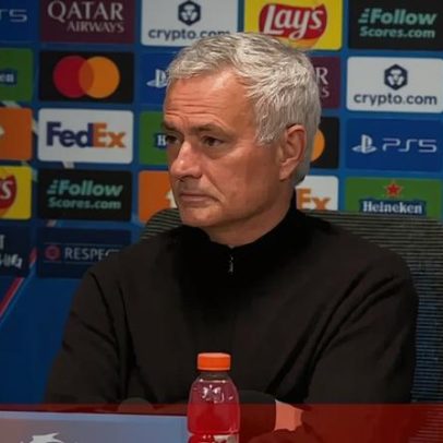 Mourinho analisa a competitividade da ala esquerda do Benfica