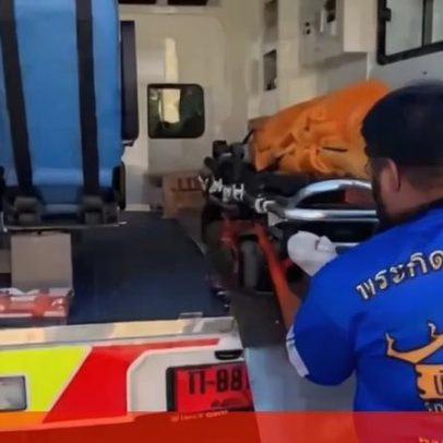 Mulher tailandesa é encontrada viva dentro de caixão a caminho da cremação