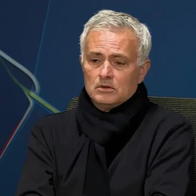 Mourinho diz que o drama é a derrota com Qarabag e não precisa de 12 pontos