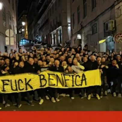 Ultras do Club Brugge exibem tarja insultando o Benfica horas antes do Sporting