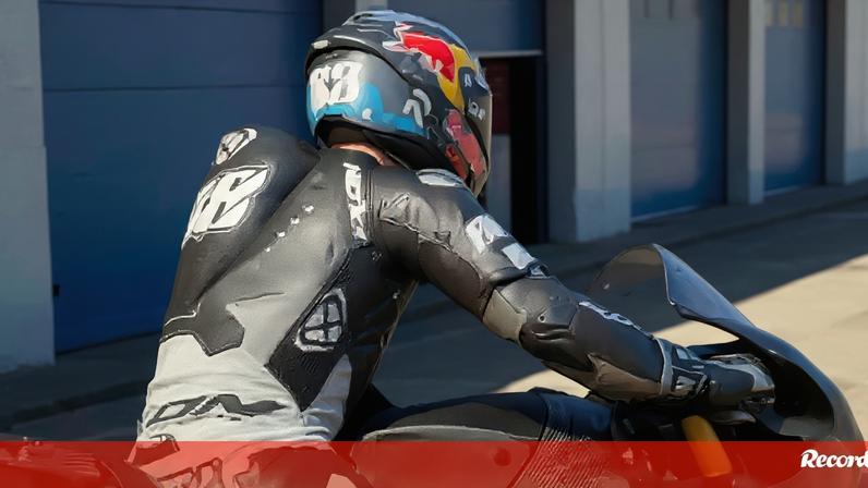 Piloto português prepara estreia no Mundial de Superbike do próximo ano