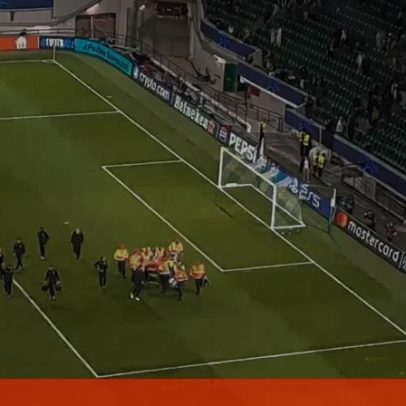 Treinador do Club Brugge atualiza estado do guarda-redes; foi para o hospital