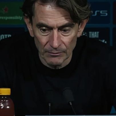 Treinador do Tottenham vê Vitinha como próximo Bola de Ouro no PSG