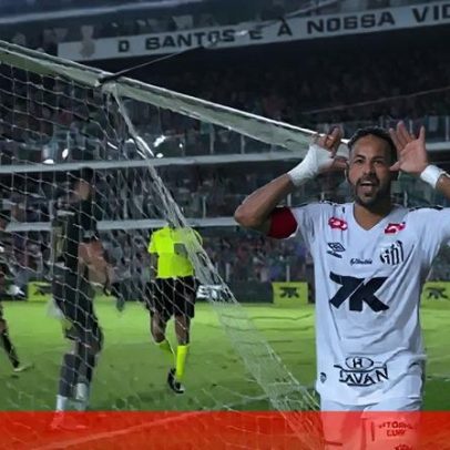 Neymar joga lesionado e marca no Santos na luta pela permanência