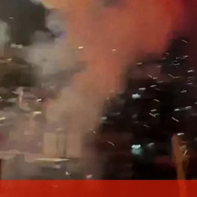 Adeptos do Flamengo celebram Libertadores na Rocinha