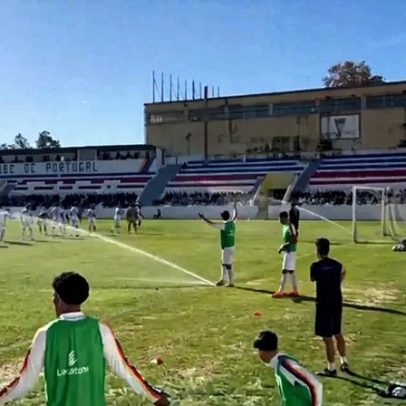 Belenenses quase marca livre, sistema de rega entra em acção