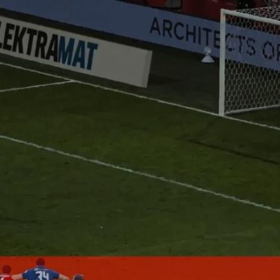 Penálti nos descontos da Irlanda frente a Portugal gera momento decisivo