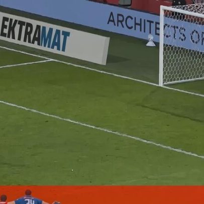 Herói da Irlanda teve penálti aos 90'+9 para empatar frente a Portugal