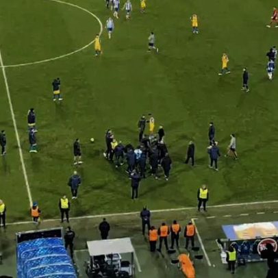 Ian Cathro denuncia tentativa de intimidação no final FC Porto-Estoril