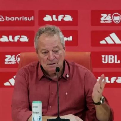 Abel Braga critica equipa por treinar de cor-de-rosa