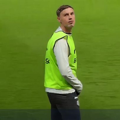 Adeptos do Chelsea vãoam Madueke no dérbi com o Arsenal; Palmer gera controvérsia