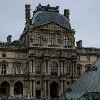 Detido quarto suspeito do assalto ao Museu do Louvre