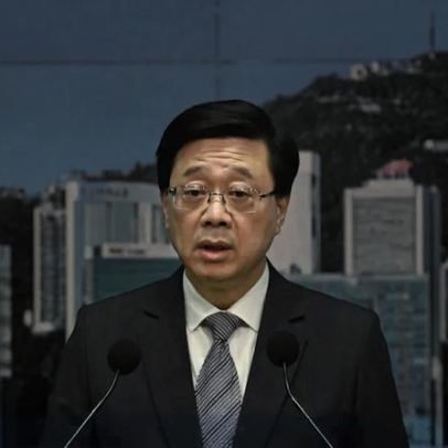 Líder de Hong Kong fala em ano difícil nas relações China-EUA