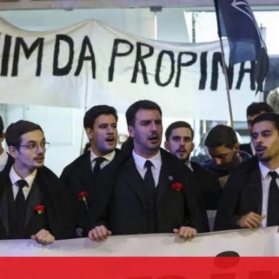 Oposição confirma congelamento das propinas para 2026/2027