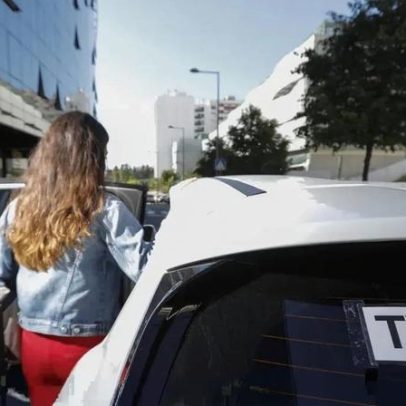 Uber nega redução de tarifas, admite ajustes após críticas de transportadores