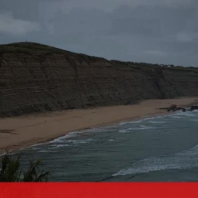 Homem de 60 anos morre após queda de carro numa arriba na praia de Sintra