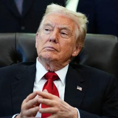 Trump pede aos apoiantes para não se distraírem com o caso Epstein