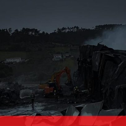 Raio pode ter causado fogo que destruiu armazém de fruta em Alcobaça