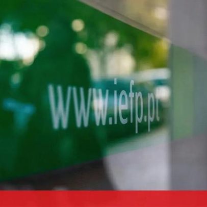 Casais desempregados caem 7,0% em outubro, aponta Economia