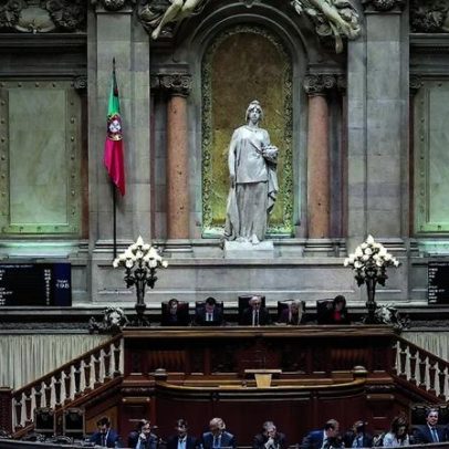 Coligação PS/Chega promete fim de portagens e congelar propinas