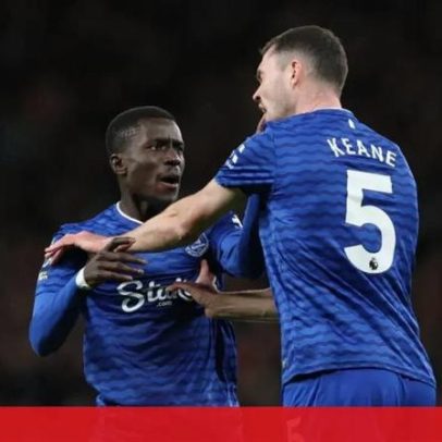 Idrissa Gueye é o quarto expulso por agressão a colega de equipa na PL