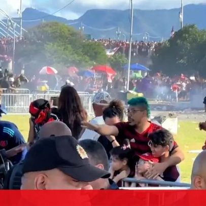 Confrontos entre adeptos do Flamengo e a polícia do Rio em vídeo