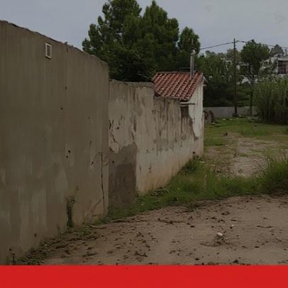 Casa onde faleceram dois idosos de 88 anos ficou alagada, mostra CMTV