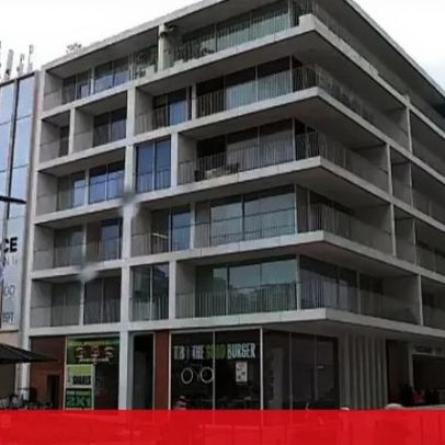 Incêndio em prédio em Lisboa obriga à evacuação