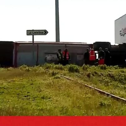 Camião tomba e derrama químico na saída da VRI para o Porto de Leixões