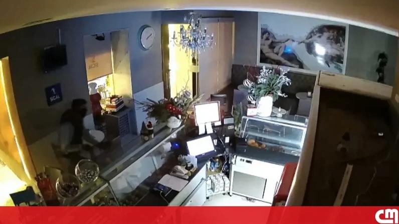 Ladrão encapuzado assalta padaria em Lousada