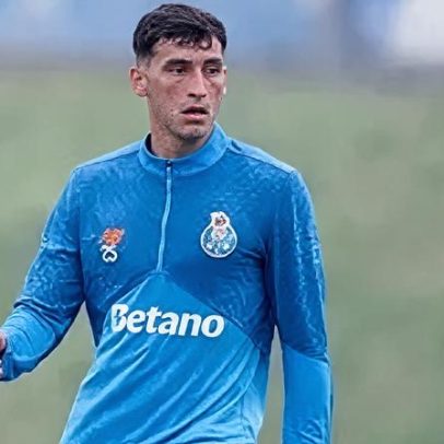 Tomás Pérez permanece à espera de estreia sob Francesco Farioli