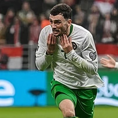 Troy Parrott, jogador irlandês que garante playoff do Mundial 2026