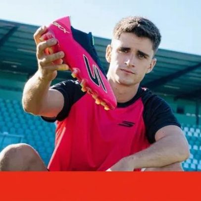 Pau Víctor assina contrato e estreia em campo pela Skechers