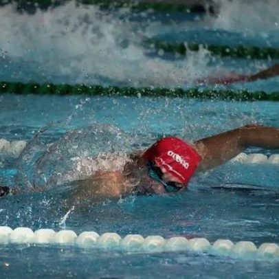 Diogo Ribeiro domina os 50 mariposa e 100 estilos no Meeting do Algarve