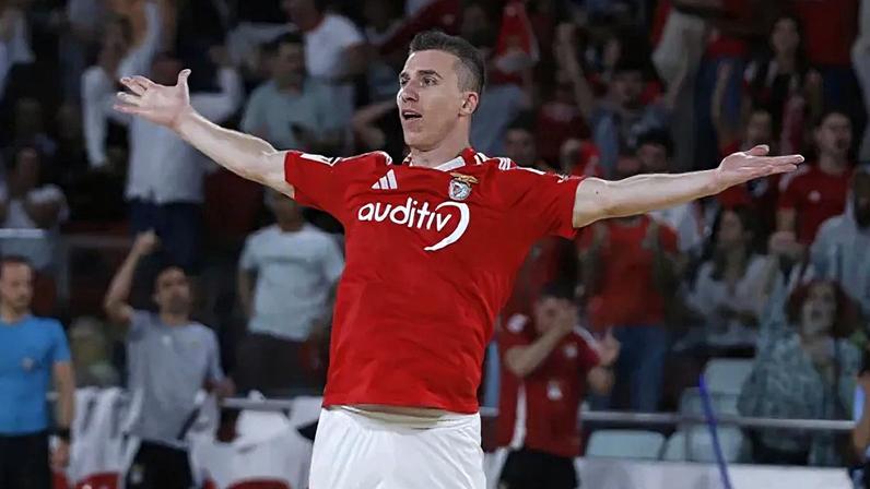Chishkala deixou o Benfica em maio, ao fim de cinco temporadas