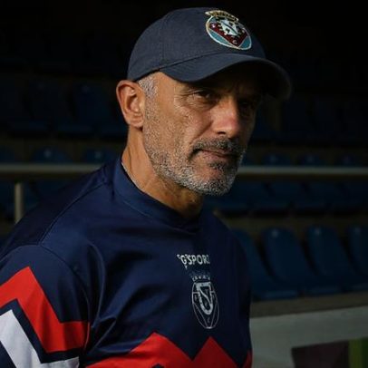 Agostinho Bento e o Farense veem o jogo como oportunidade de retificar