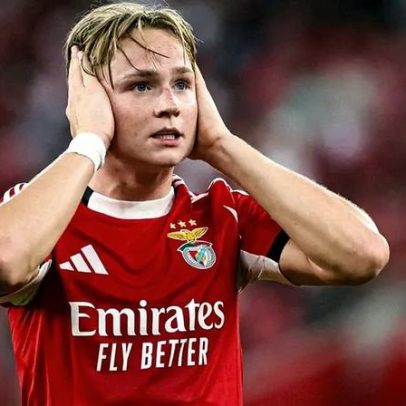 Schjelderup em destaque no San Siro enquanto italianos seguem extremo do Benfica