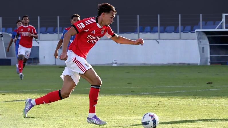 Dedic supera lesão recente e garante estar de volta em plena forma