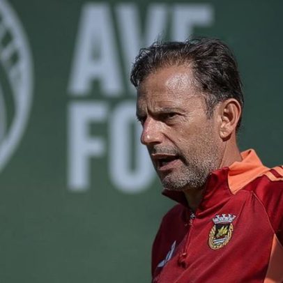 Seis ausências marcam o arranque num jogo