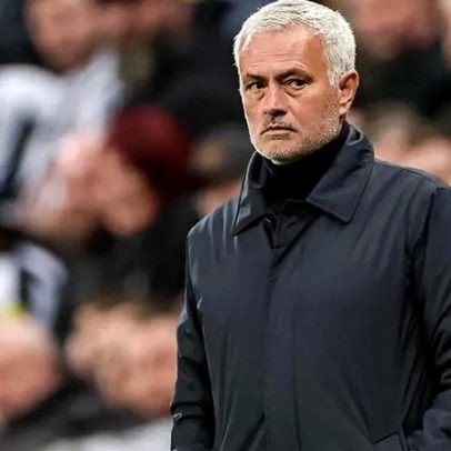 Benfica apresenta XI para jogo com o Atlético, Mourinho promove estreia